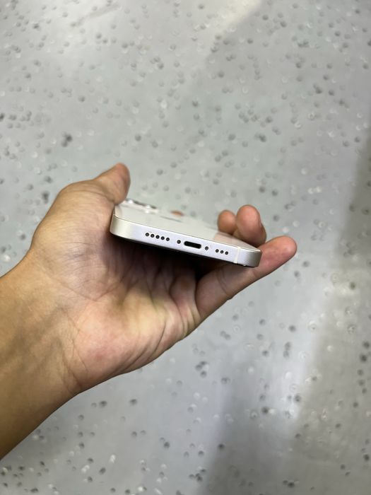 Apple (Айфон) 13 256гб без ремонт