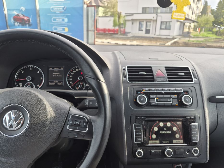 Volkswagen Touran 2012 highline 2.0TDI 140CP