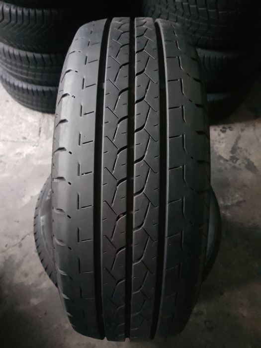 Bridgestone 215/65 R15 C 104/102T vară
