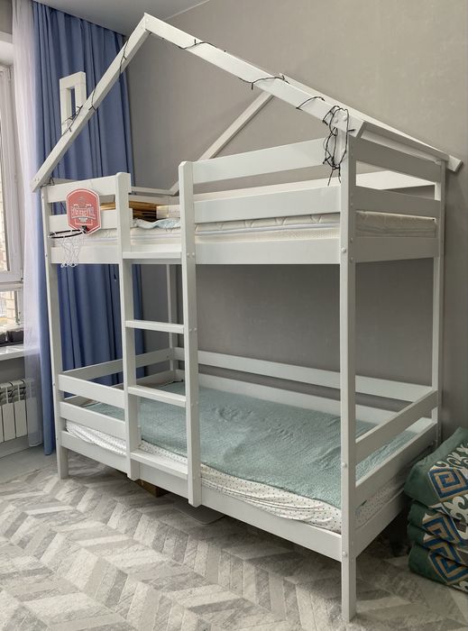 Двухярусный кровать