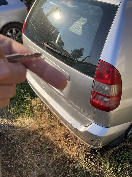 Митсубиши Спейс стар 1.6