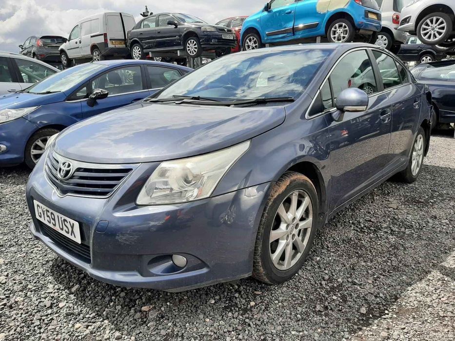 Двигател и скорости Тойота Авенсис 2.0 126к.с 2010 ПЕРФЕКТНА РАБОТА