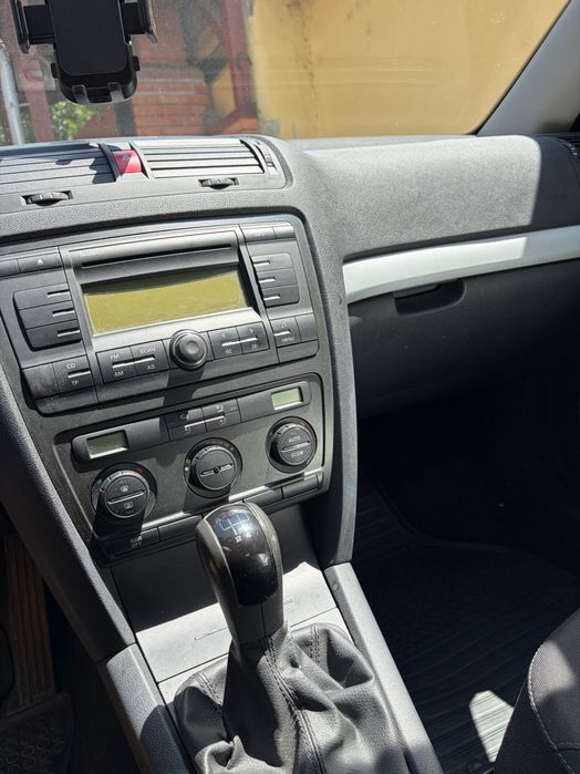 SKODA Octavia 2008 — imagine 4