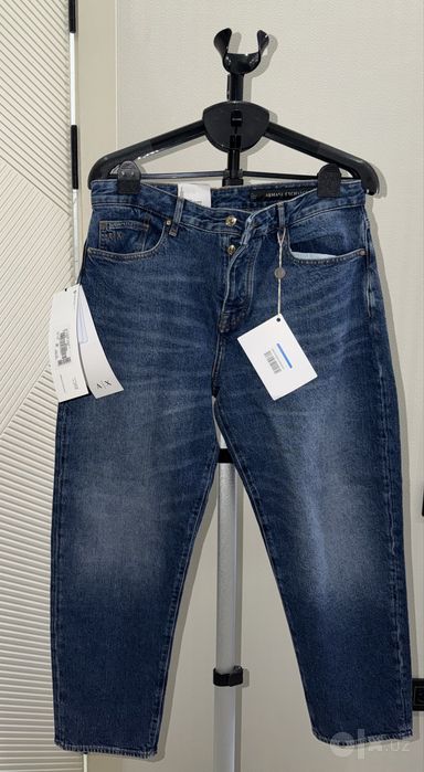 Джинсы Armani Exchange