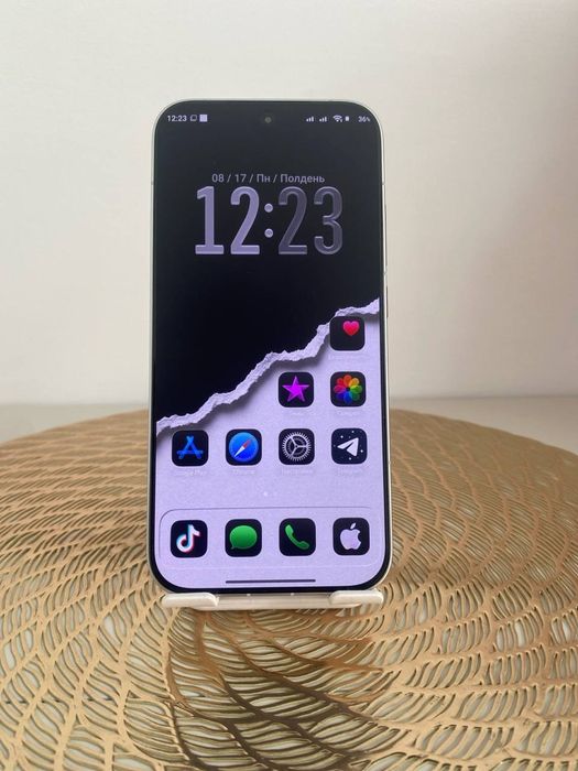 Продам смартфон:ПОКО Х8 ПРО,12/528.
