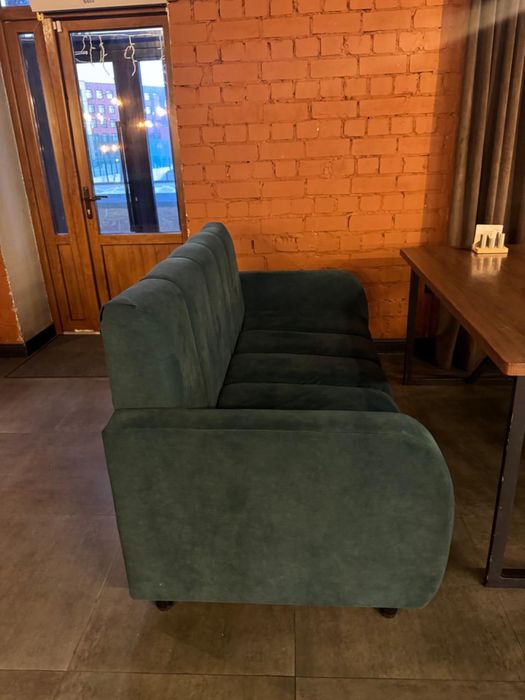 Продаю Диваны для кафе, качественные