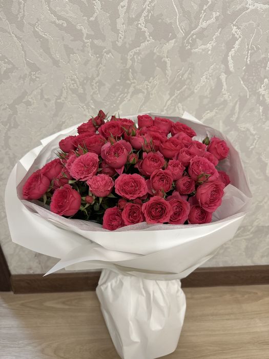 Продаю букет куставых роз