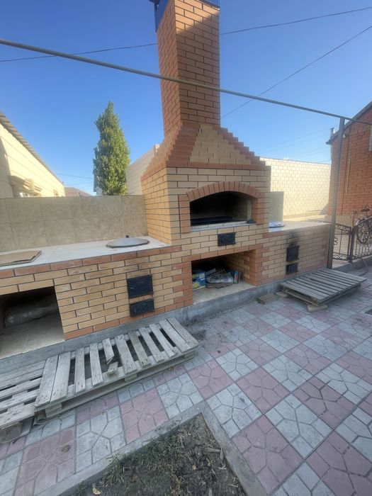 Продам  болшой Дом 10 соток
