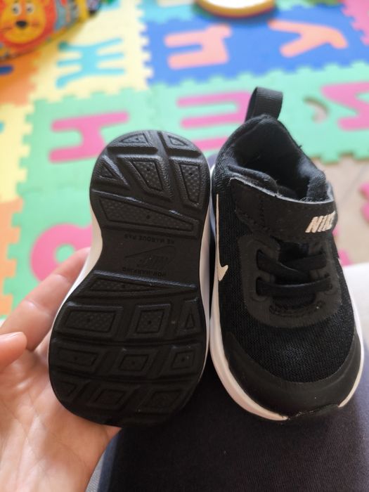 Бебешки маратонки Nike