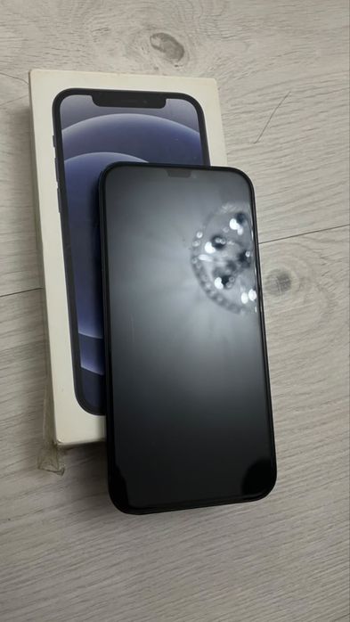 iphone 12 . Айфон 12.