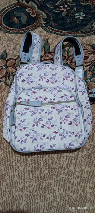 Рюкзак для девочки.