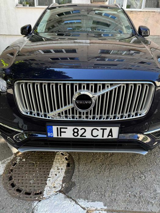 Vând Volvo XC90, T8