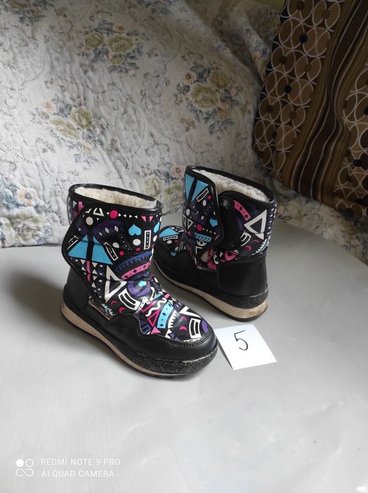 Продам ботинки и сапожки на мальчика