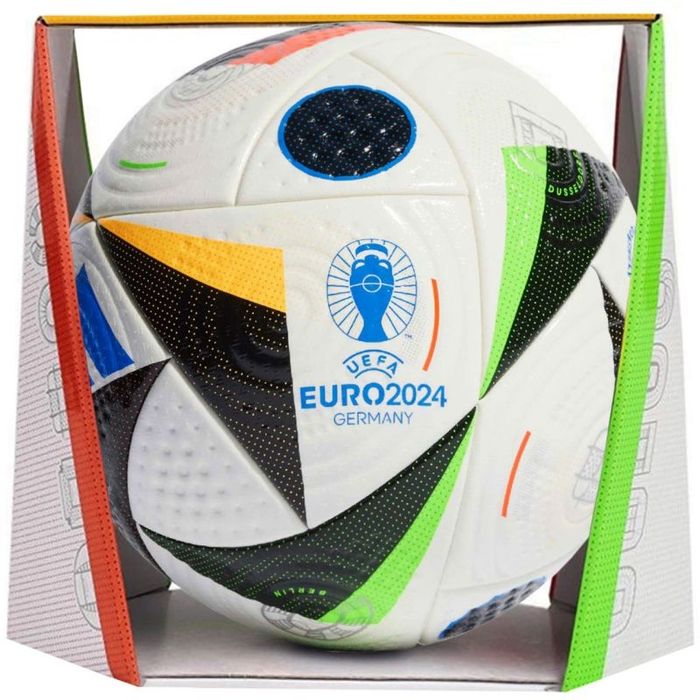 Оригинална нова monka Adidas Fussballliebe Euro24 Pro 

40667