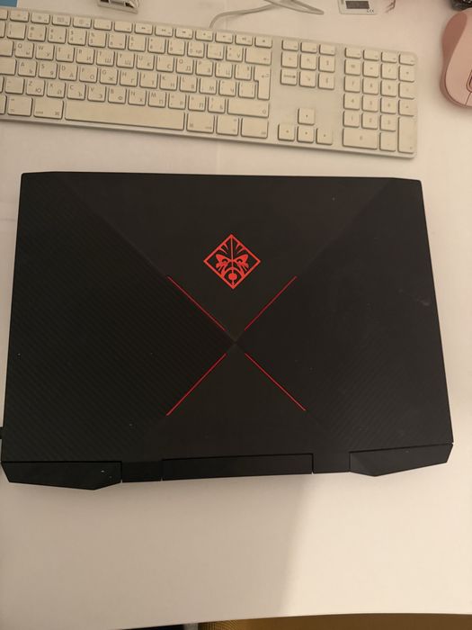 Лаптоп HP OMEN 15-dc1007nu Nvidia RTX 2060
