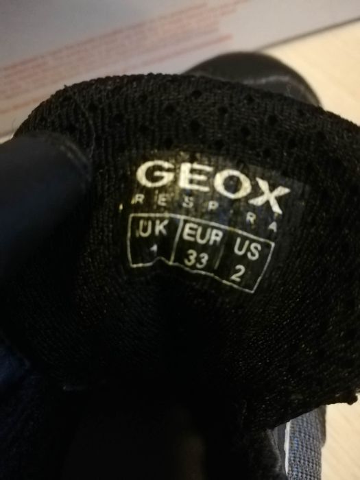 Маратонки geox  33