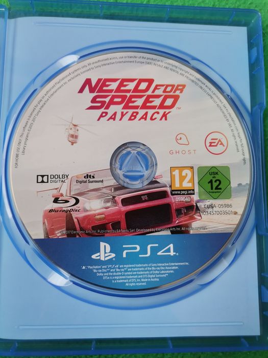 Игри за PS4- като нови без драскотини по тях