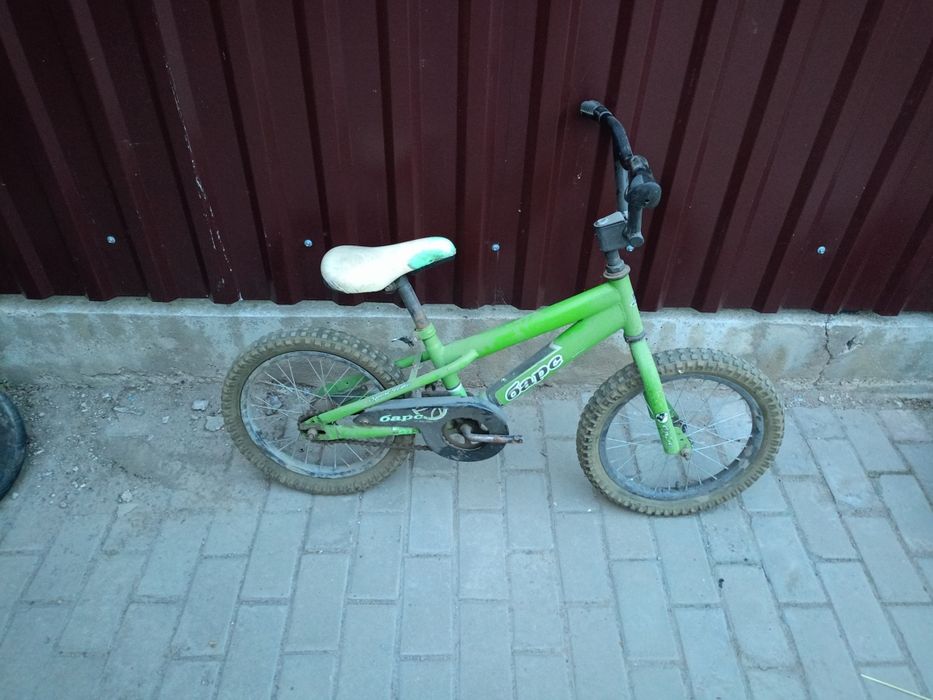 Продаётся детски велосипед.
