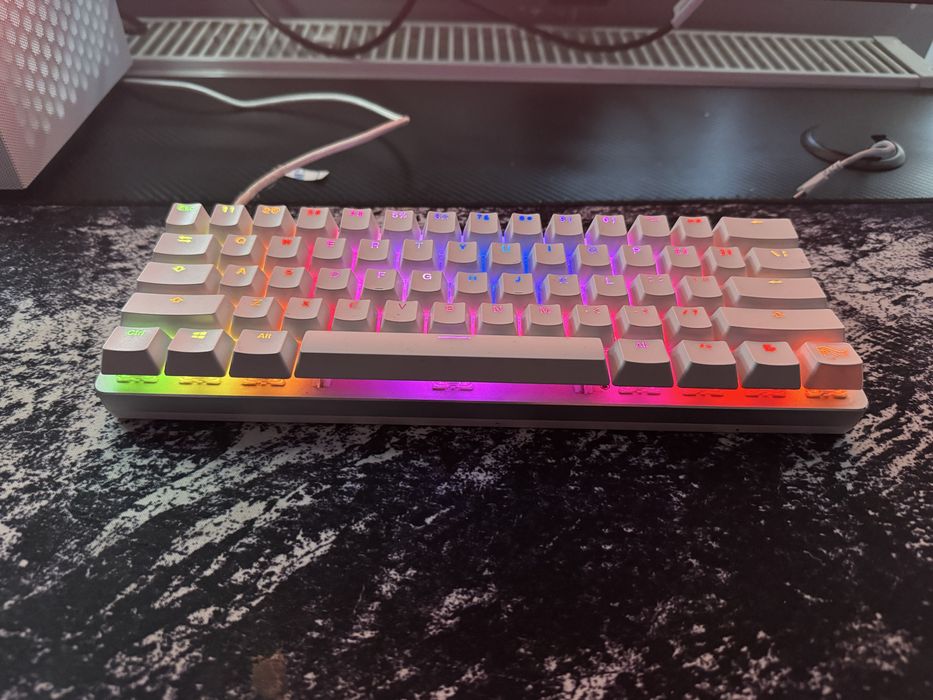 Клавиатура Glorious GMMK 1 Compact