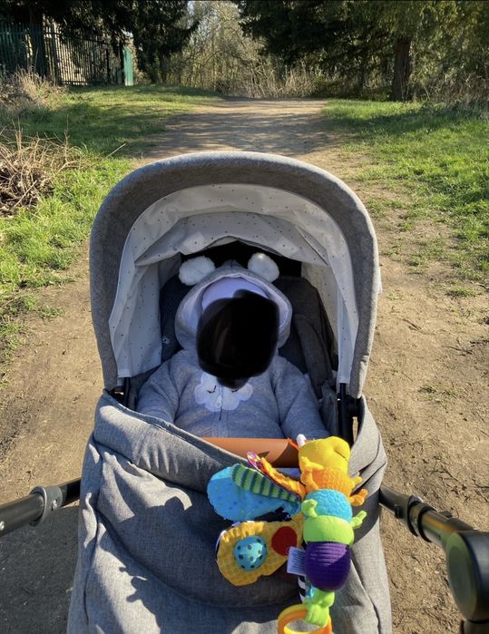 Kinderkraft carut 3 in 1 foarte bun