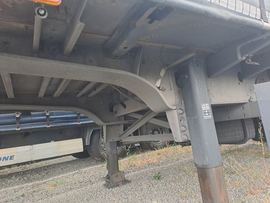 Schmitz remorca semiremorca camion