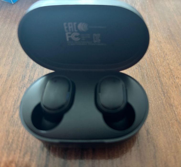 Наушники xiaomi earbuds basic2 практически новые