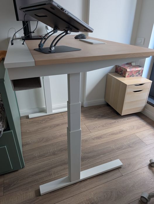 Birou IKEA furnir electric reglabil pe inaltime 120x68