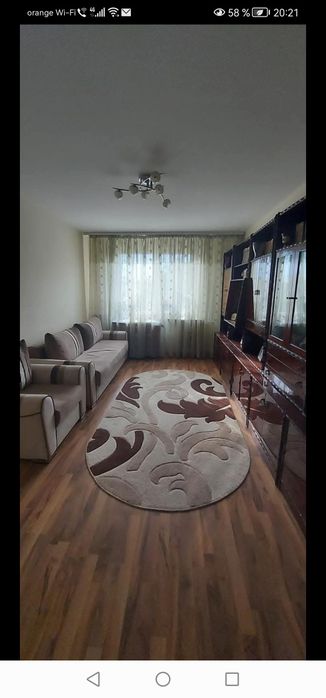 Proprietar, va ofer pentru inchiriere un apartament 3 camere compus di