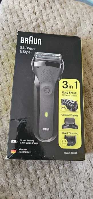 Set Aparat de ras BRAUN Series 3 300BT Shave&Style
