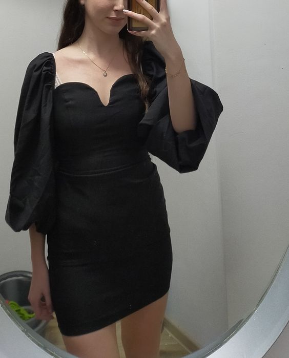 Рокля с буфан ръкави