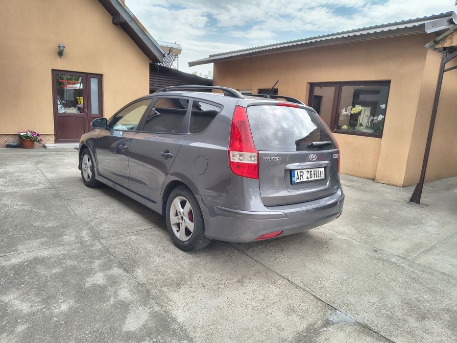 HYUNDAI i30 2011 — imagine 3