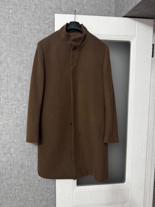 Продается мужское пальто