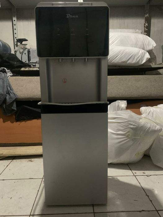 Продам диспенсер