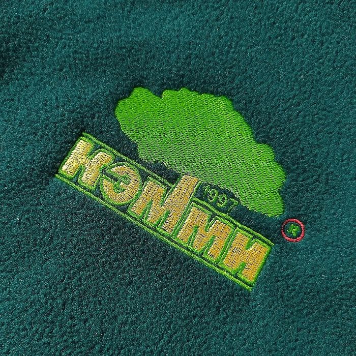 Вышивка логотипа