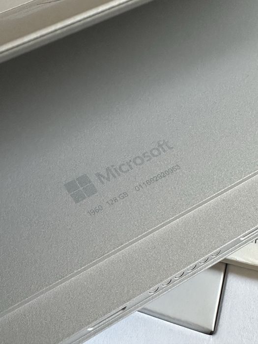 Microsoft Surface Pro 7+