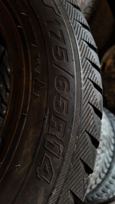 Продам зимние шины 175/65/14