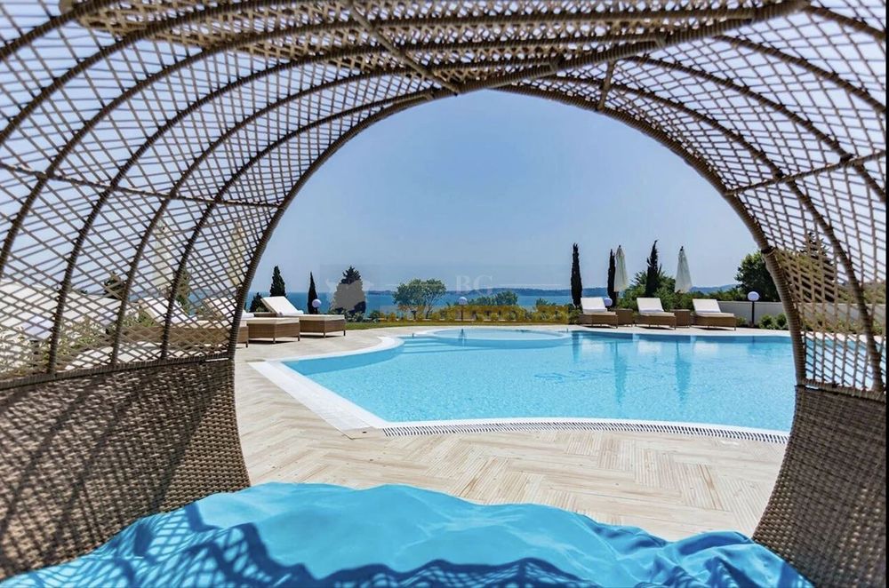 Дава се под наем Двустаен апартамент в Черноморец - 75 кв.м за 1595.79 € - Снимка #11
