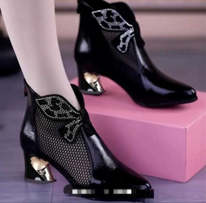 Pantofi/ Botine elegante cu strasuri, toc mic, comod