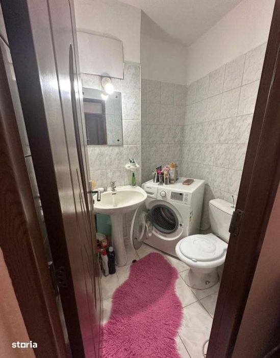 Apartament 4 camere decomandate, 82 mp, etaj intermediar, zona The Off