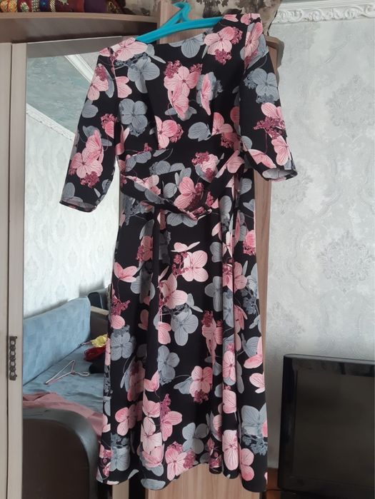 Платья по 2000