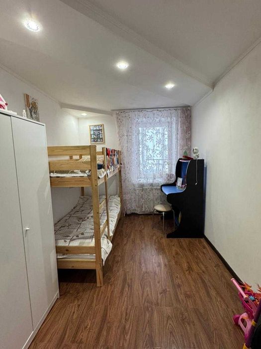 Продается 3 ком квартира район Универмаг