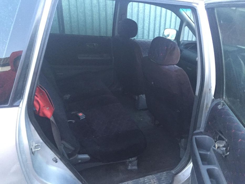 Продам хороши семейный авто