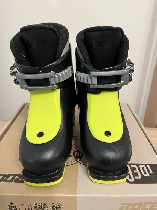 Детски ски обувки и детски ски 80см