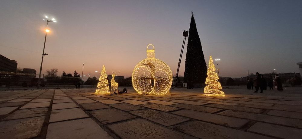 Новогодние фигуры в ассортименте от производителя