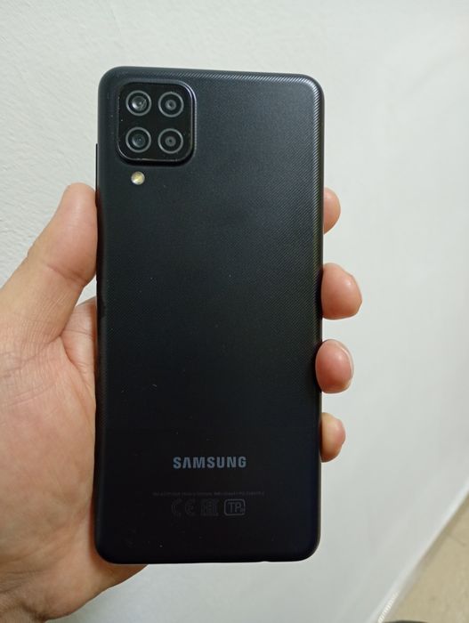 Продам    Самсунг А12