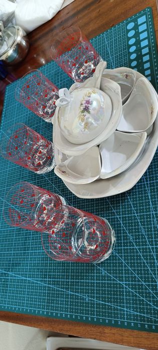 Фарфоровый набор для соусов.