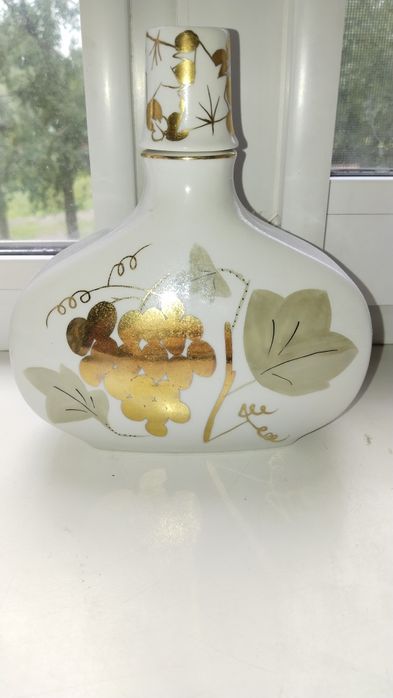 Продам фарфоровые статуэтки советского периода