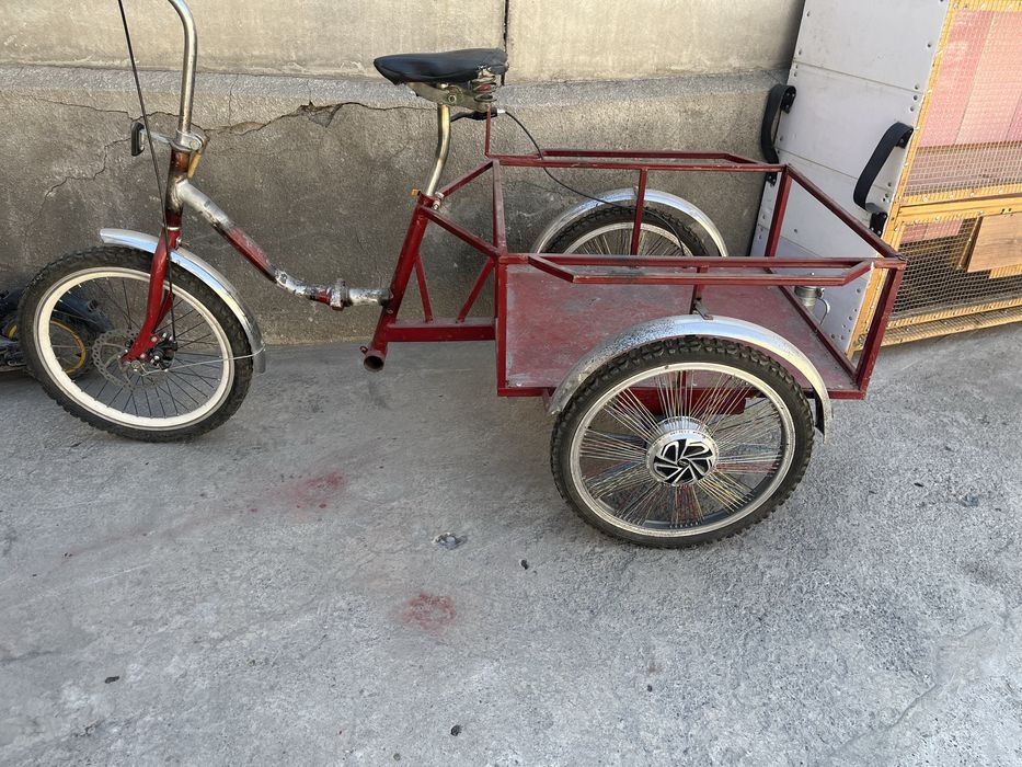 Трёхколёсный велосипед