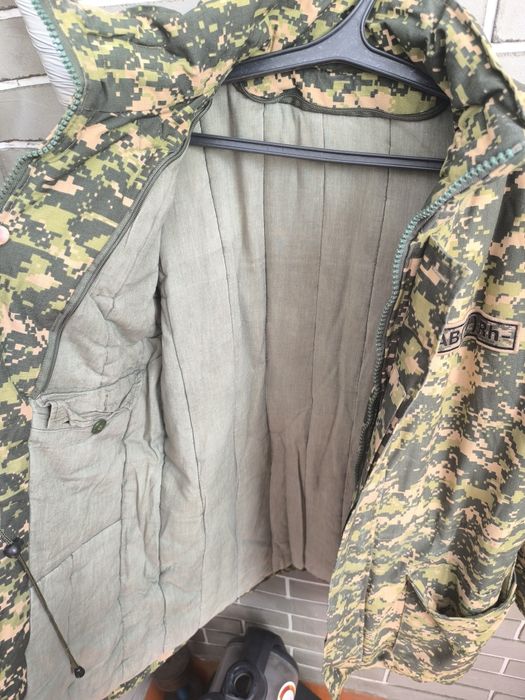 Бушлат в хорошем состоянии