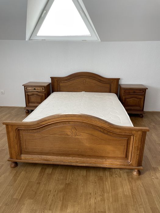 Mobila dormitor -lemn masiv